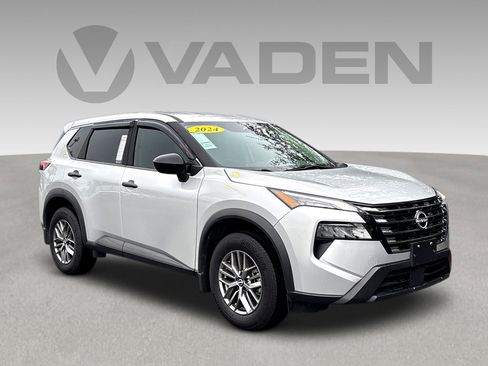 Certified 2024 Nissan Rogue S image 1