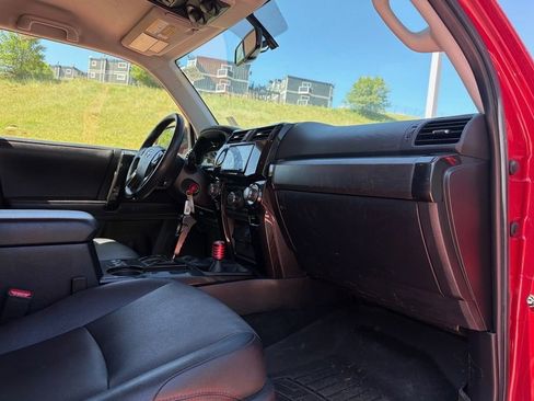 Used 2017 Toyota 4Runner TRD Pro AWD/4WD image 35
