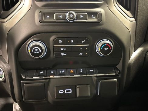 Used 2025 Chevrolet Silverado 1500 Custom w/ Turbomax Blackout Package image 37