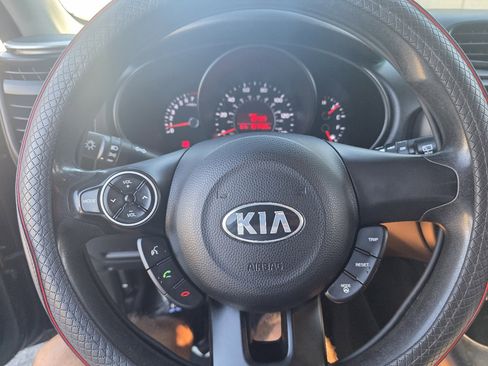 Used 2016 Kia Soul image 13