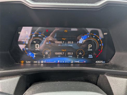 Used 2024 Chevrolet Colorado Trail Boss w/ Advanced Trailering Package image 22