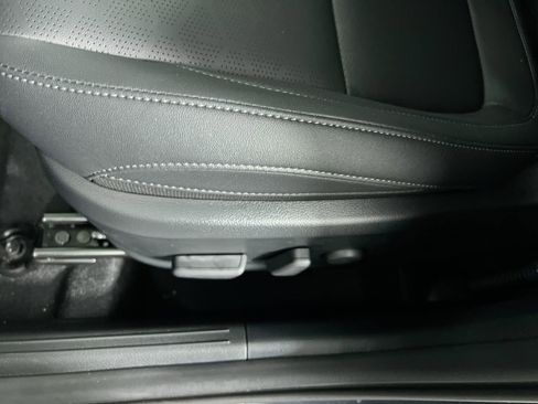 New 2026 Kia Seltos EX FWD image 13