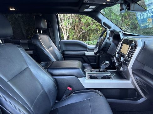 Used 2016 Ford F150 Lariat w/ Equipment Group 502A Luxury image 29