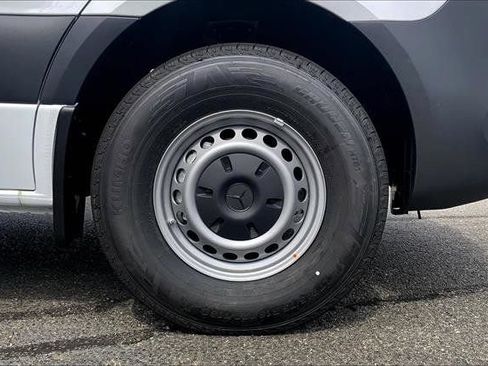 New 2025 Mercedes-Benz Sprinter 2500 image 48