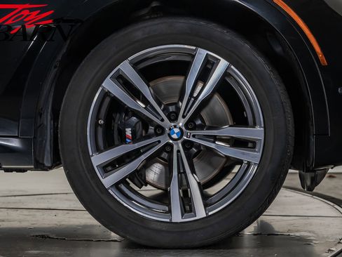 Used 2022 BMW X7 xDrive40i w/ M Sport Package image 13