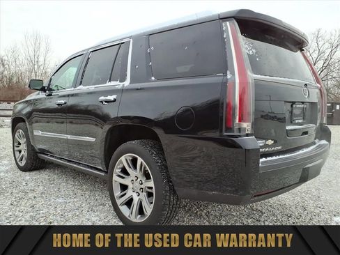 Used 2015 Cadillac Escalade Premium image 7