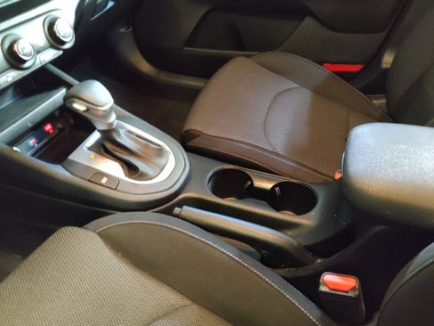 Used 2024 Kia Forte LXS w/ LXS Technology Package image 26