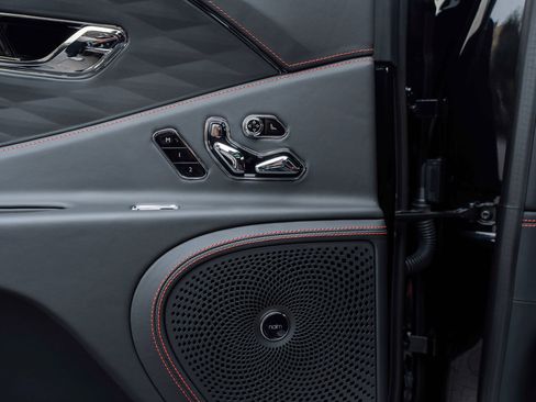 Certified 2024 Bentley Flying Spur W12 image 40