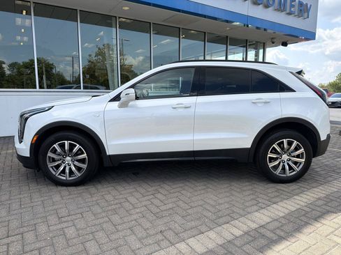 Used 2023 Cadillac XT4 Sport AWD/4WD image 2