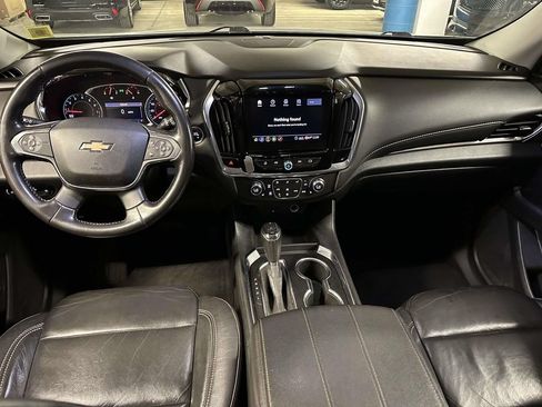 Used 2020 Chevrolet Traverse LT AWD/4WD image 17