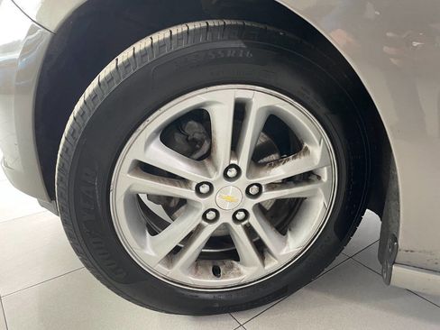 Used 2017 Chevrolet Cruze LT w/ Convenience Package image 10