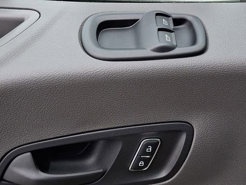 Used 2024 Ford Transit 350 XLT image 20