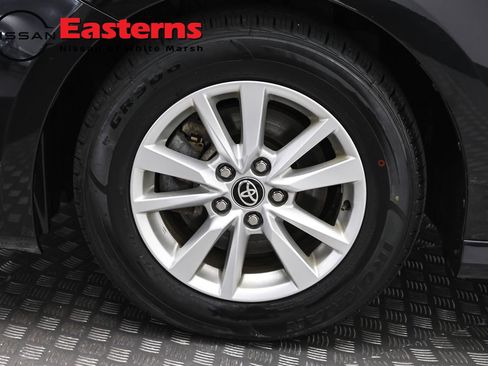 Used 2025 Toyota Camry LE FWD image 32