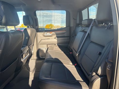 Used 2023 GMC Sierra 1500 Denali w/ Denali Reserve Package image 9