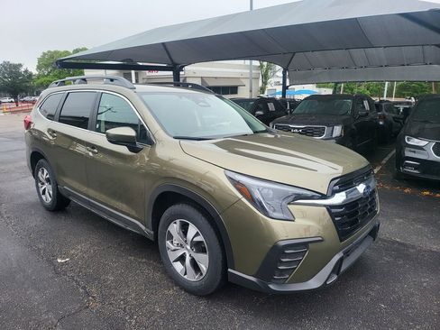 Used 2025 Subaru Ascent Premium image 15