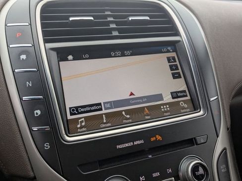 Used 2017 Lincoln MKX Reserve image 16