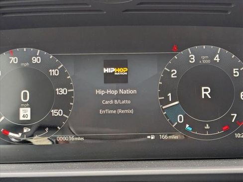 New 2025 Land Rover Discovery S image 11