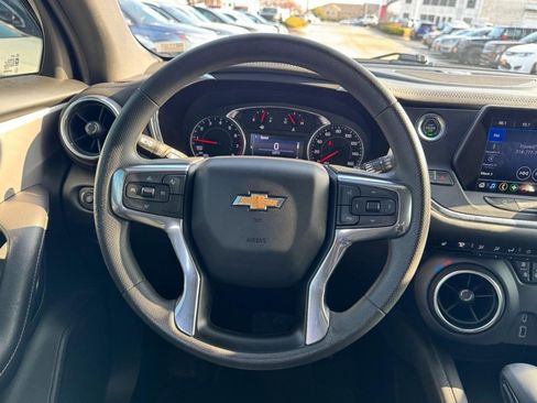 Used 2022 Chevrolet Blazer LT image 12