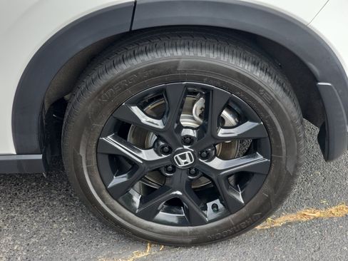 Used 2023 Honda HR-V Sport image 31