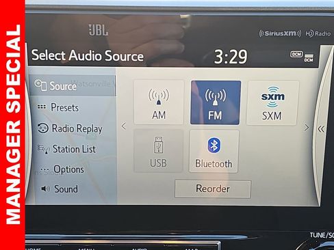 Used 2022 Toyota Highlander Limited image 23