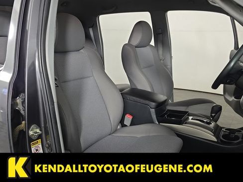 Used 2014 Toyota Tacoma 4x4 Double Cab w/ TRD Sport Package image 29