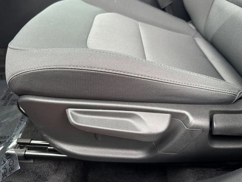 Used 2024 Kia Niro LX FWD image 13