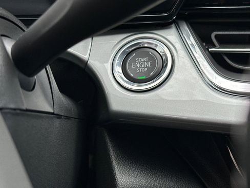 New 2026 Chevrolet Trax LT FWD image 22