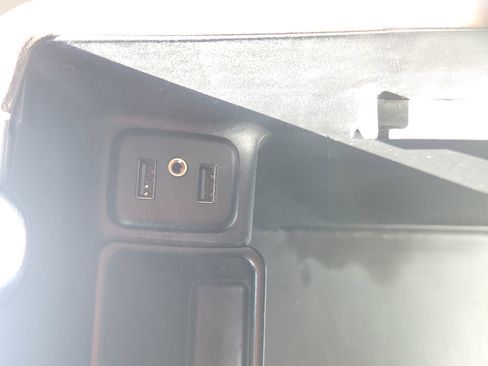 Used 2018 Chevrolet Silverado 2500 LTZ w/ Duramax Plus Package image 38