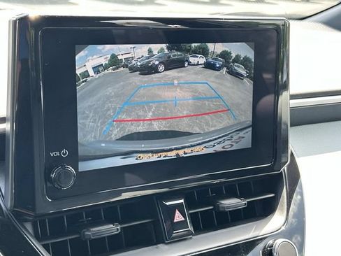 Used 2025 Toyota Corolla SE FWD image 22