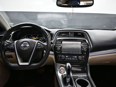 Used 2017 Nissan Maxima 3.5 SL image 19