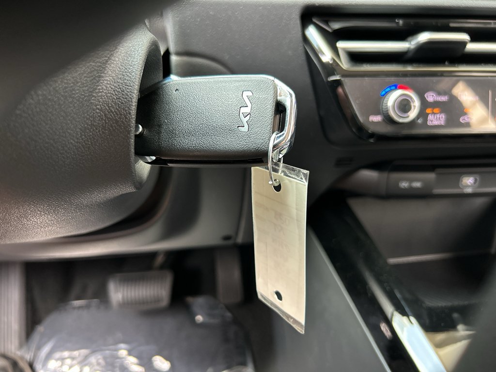 New 2026 Kia Niro LX FWD image 27