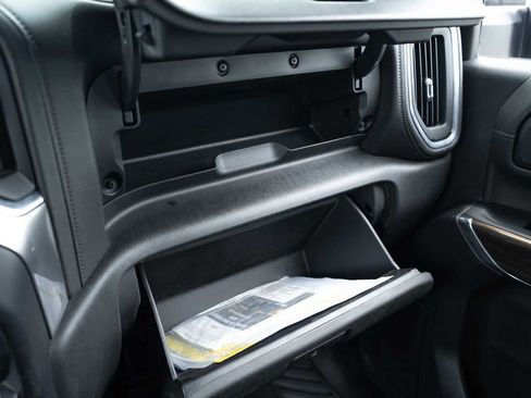 Used 2023 Chevrolet Silverado 2500 LT AWD/4WD image 20
