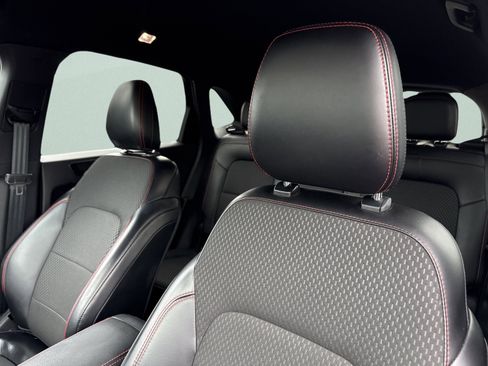 Used 2024 Ford Escape ST-Line image 28