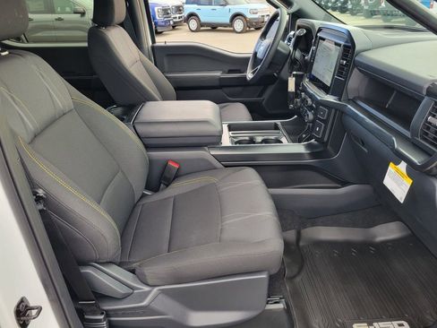 Used 2025 Ford F150 STX image 12