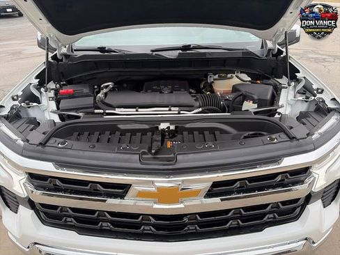 Used 2023 Chevrolet Silverado 1500 LT AWD/4WD image 21