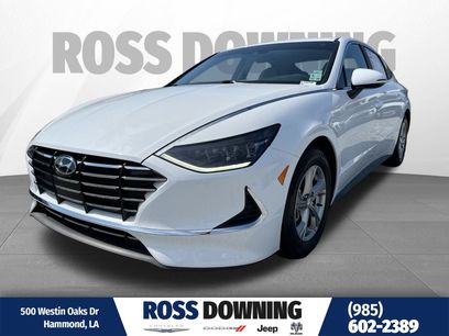Used 2023 Hyundai Sonata SE w/ Preferred Accessory Package