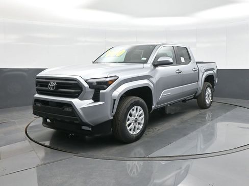 New 2026 Toyota Tacoma SR5 image 3