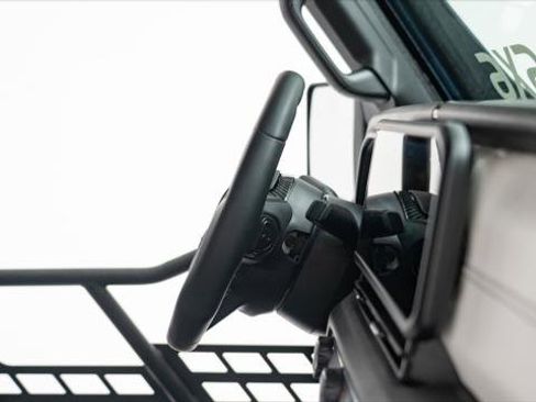 Used 2025 Jeep Gladiator Sport image 45