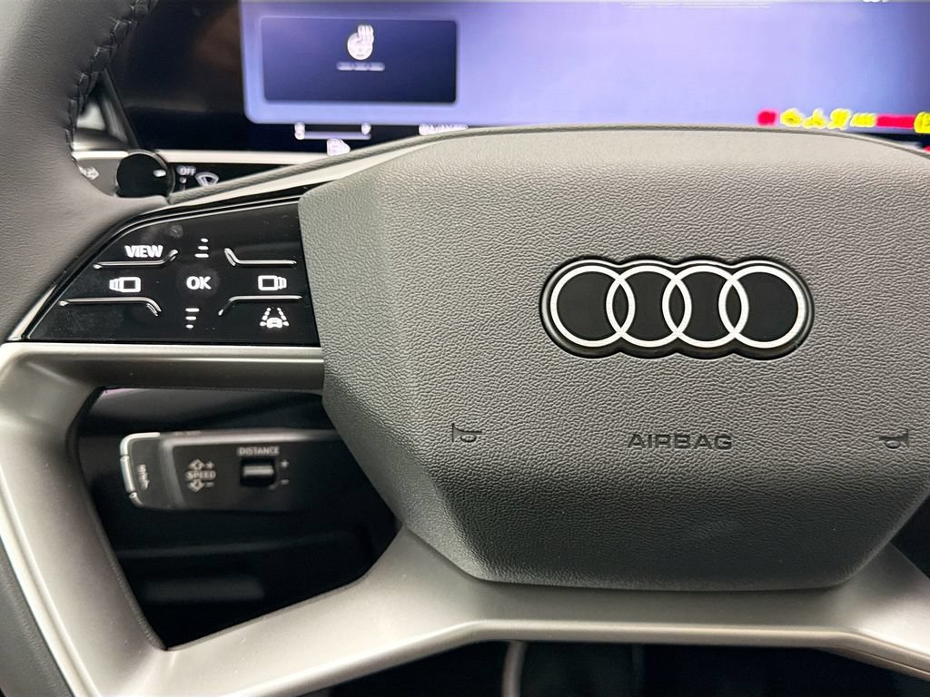 Used 2026 Audi Q3 quattro 2.0T w/ Driver Assistance Package AWD/4WD image 11