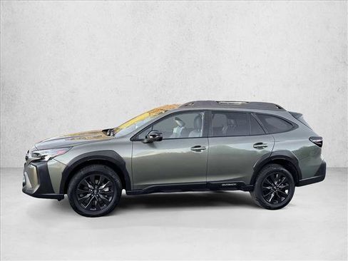 Used 2025 Subaru Outback Onyx Edition AWD/4WD image 4