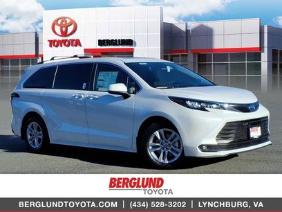 New 2025 Toyota Sienna XLE