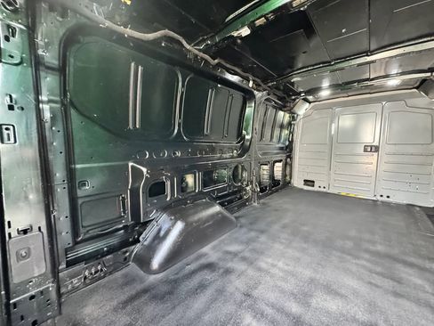 Used 2019 Ford Transit 150 148 Low Roof RWD image 24