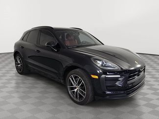 Used 2024 Porsche Macan AWD/4WD video 2