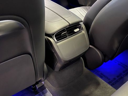 Used 2024 Mercedes-Benz EQE 500 4MATIC Sedan w/ Driver Assistance Package image 29