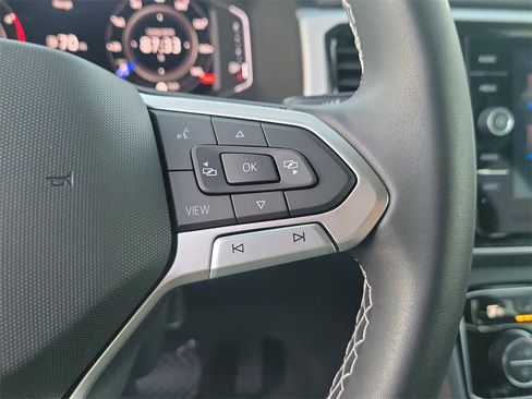 Certified 2023 Volkswagen Atlas SE w/ Black Wheel Package image 19