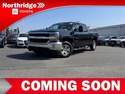 Used 2018 Chevrolet Silverado 1500 LT w/ All Star Edition AWD/4WD image 3