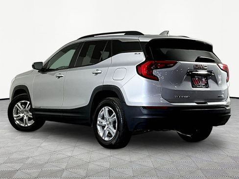 Used 2021 GMC Terrain SLE w/ Driver Convenience Package AWD/4WD image 4