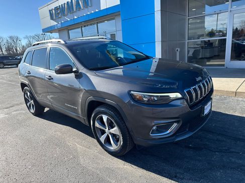 Used 2020 Jeep Cherokee Limited image 1