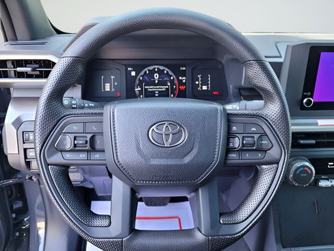 Used 2024 Toyota Tacoma SR5 AWD/4WD image 21