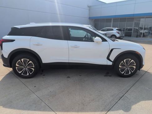 New 2025 Chevrolet Blazer EV LT image 14